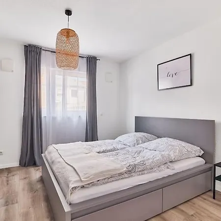 2 Zimmer, Ruhige Lage, Netflix