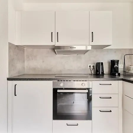 Apartment 2 Zimmer, Ruhige Lage, Netflix Mannheim