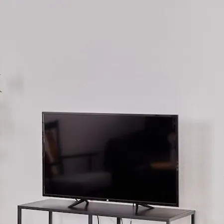Apartment 2 Zimmer, Ruhige Lage, Netflix Mannheim