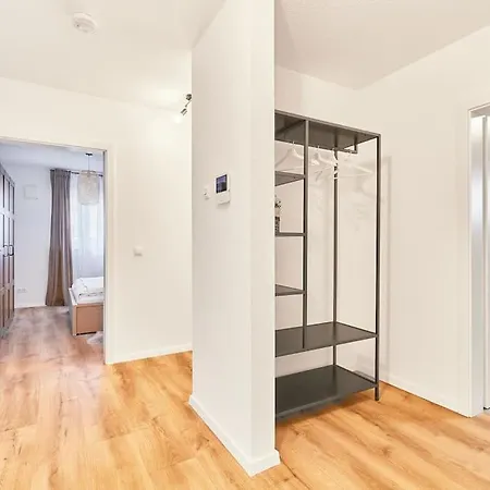 2 Zimmer, Ruhige Lage, Netflix Apartment Mannheim