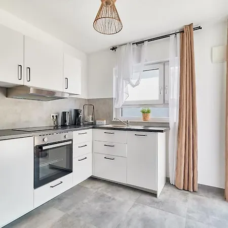 2 Zimmer, Ruhige Lage, Netflix Mannheim